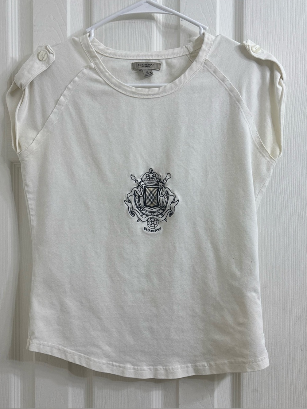 Women’s Burberry White/Beige T shirt Size XL Large Logo crest Cap Sleeve